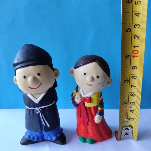 4/$50⭐️Vintage Hand Painted Traditional Korean Wedding Couple Figurines - Picture 6 of 6